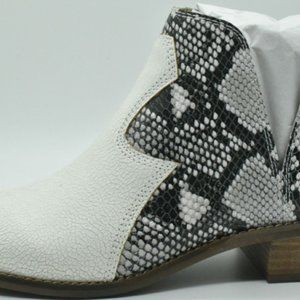 NEW Lucky Brand Western Leather Snake Booties